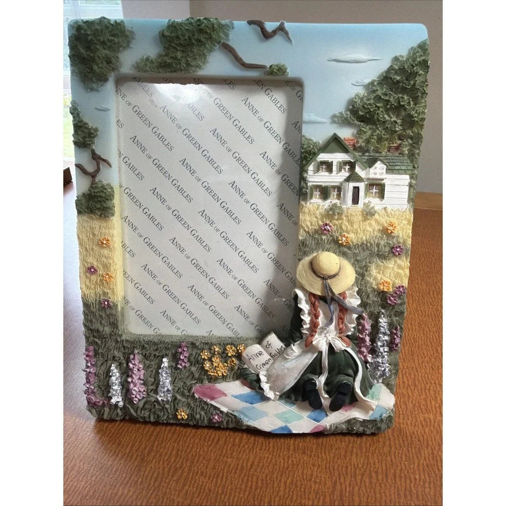 Anne Of green Gables Picture Frame For 3.5x5 Photo 3D Sculpted Figures New